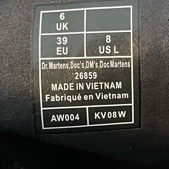 Dr. Marten 1460 Patent Cheetah Print patent leather Embossed Boots. 8 - Picture 9 of 15